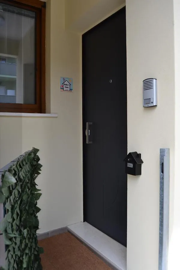 Becky'S House Casa Vacanze Quartu SantʼElena